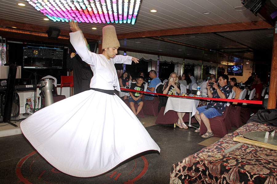 Bosphorus Dinner Cruise