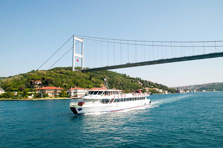 Bosphorus Lunch Cruise